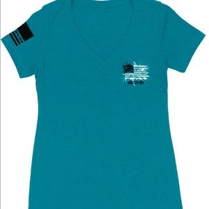 New with tags! Howitzer V-Neck Womens Tee. Color: Teal Heather. Size: Large.
